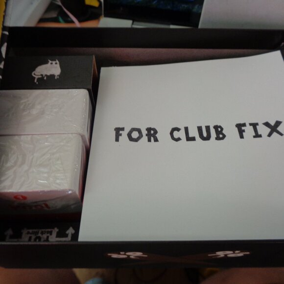 Poetry for Neanderthals Game Exploding Kittens - Picture 2 of 3